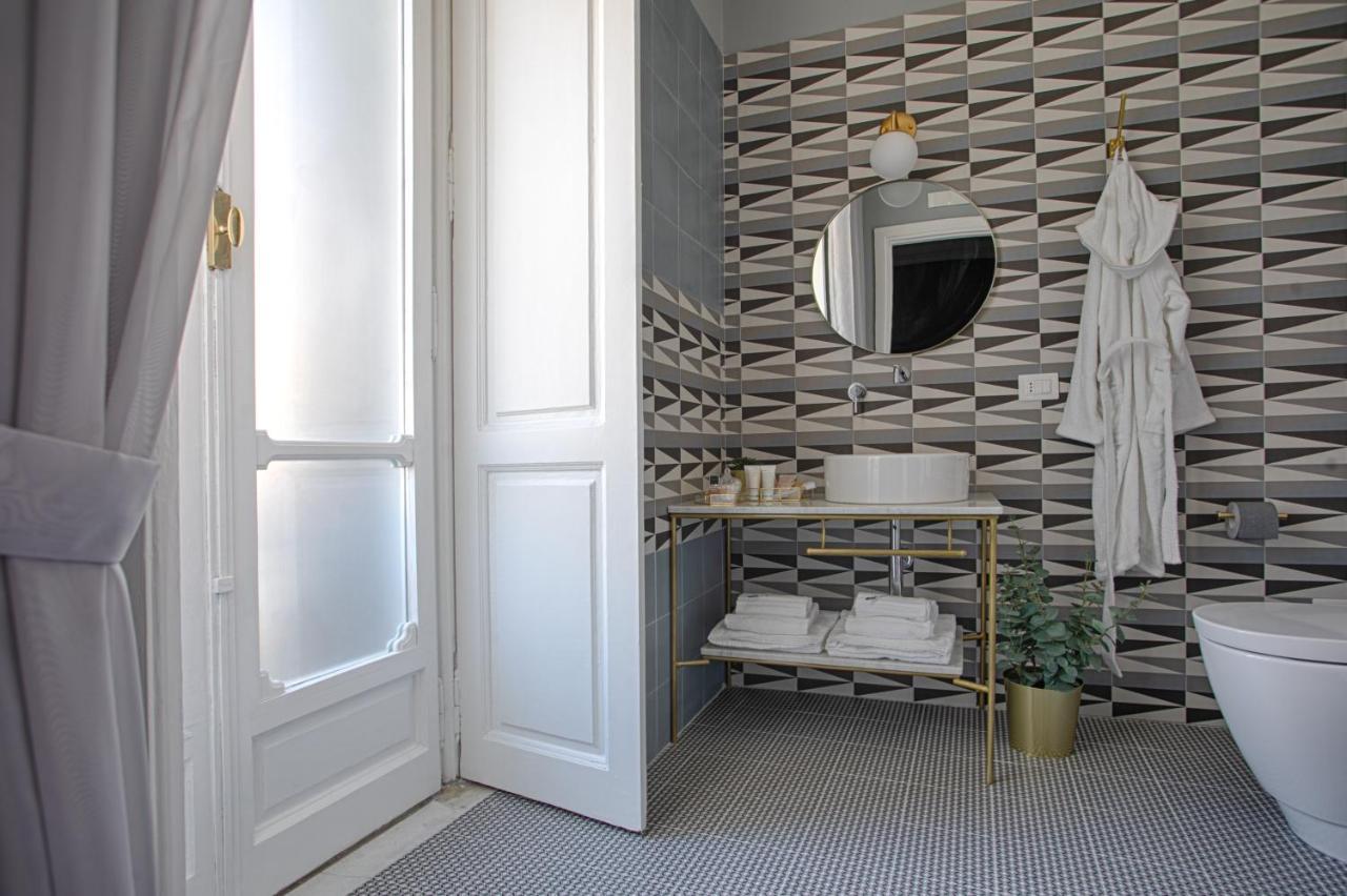 Quatrum Napoli - B&B المظهر الخارجي الصورة