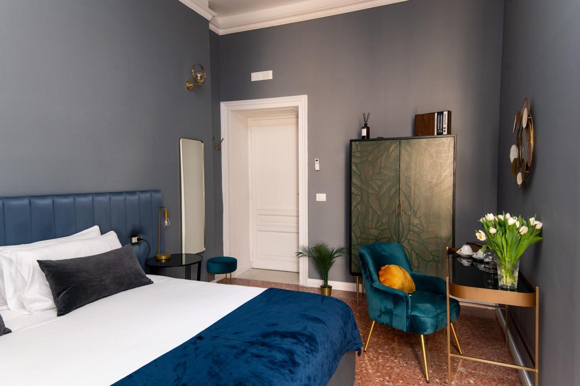 Quatrum Napoli - B&B المظهر الخارجي الصورة