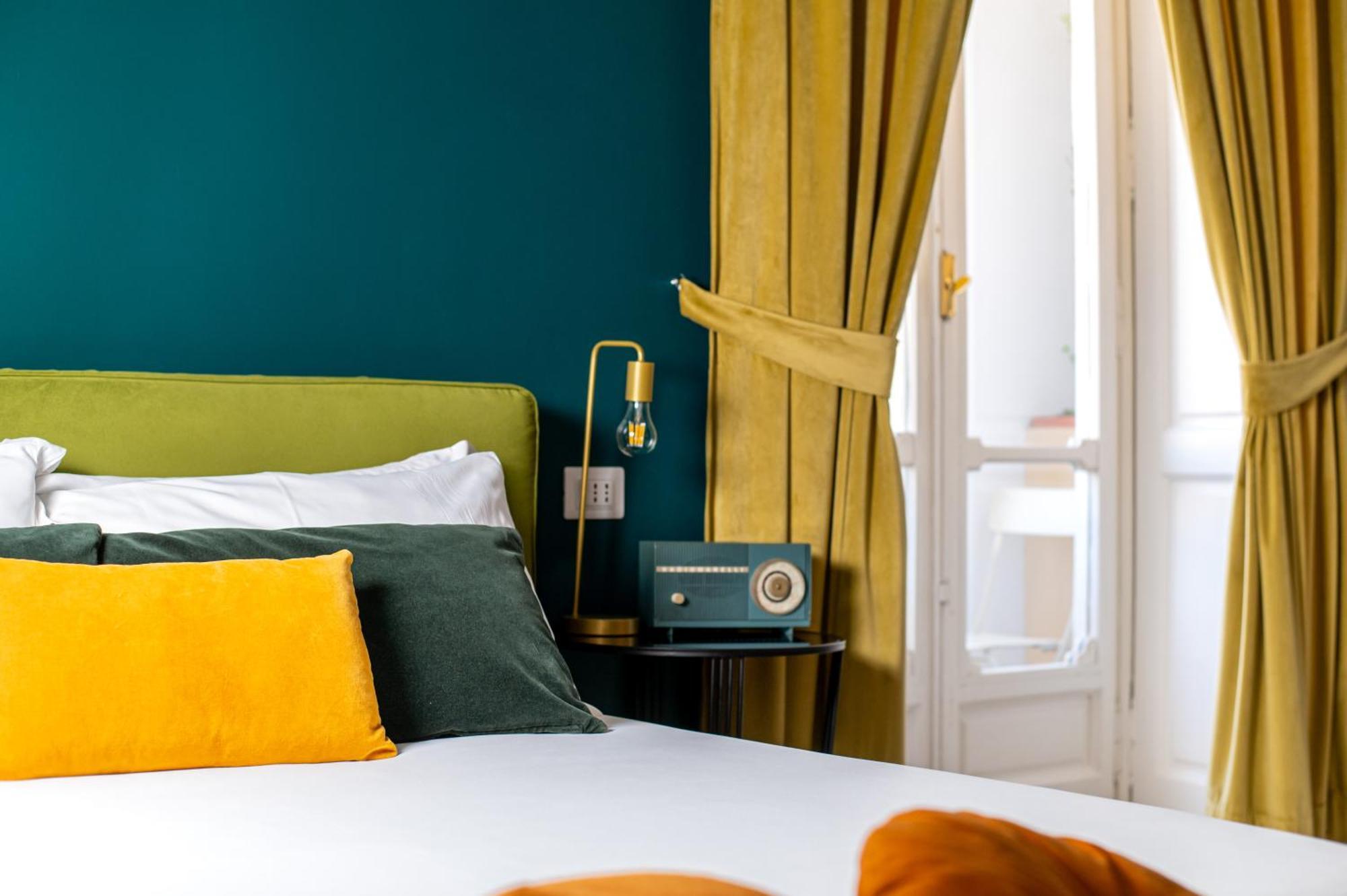 Quatrum Napoli - B&B المظهر الخارجي الصورة